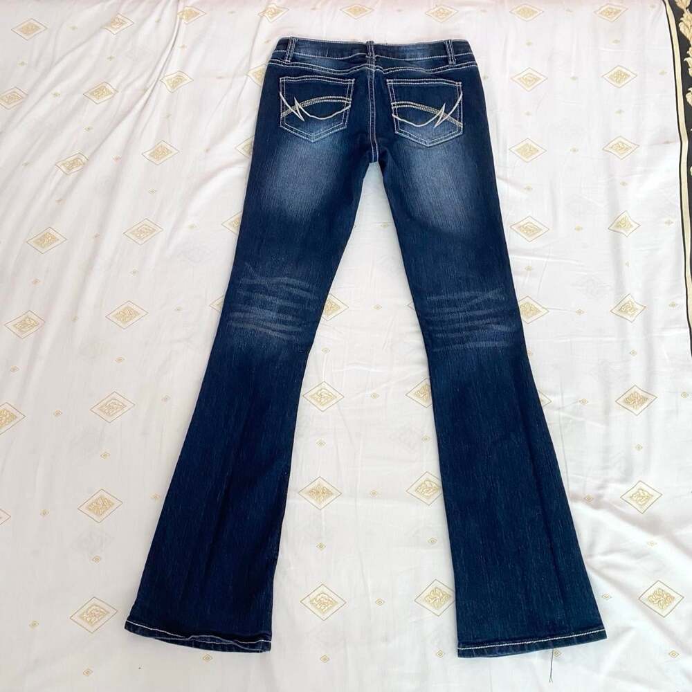 vintage 2000s low rise dark wash bootcut jeans - Picture 2 of 6